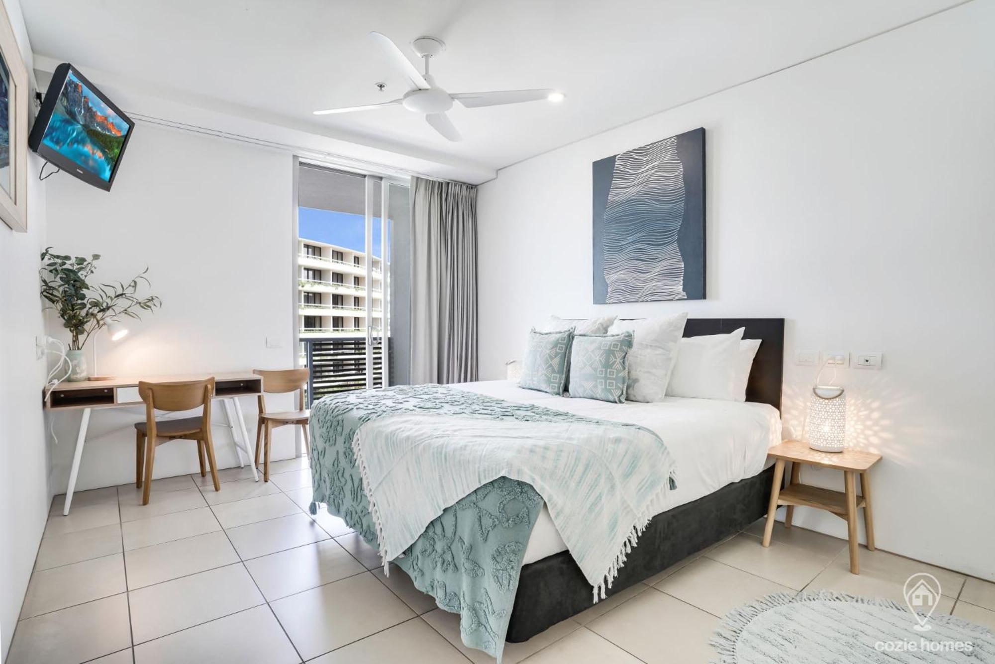 602 Harbour Lights With Ocean Views Otel Cairns Oda fotoğraf