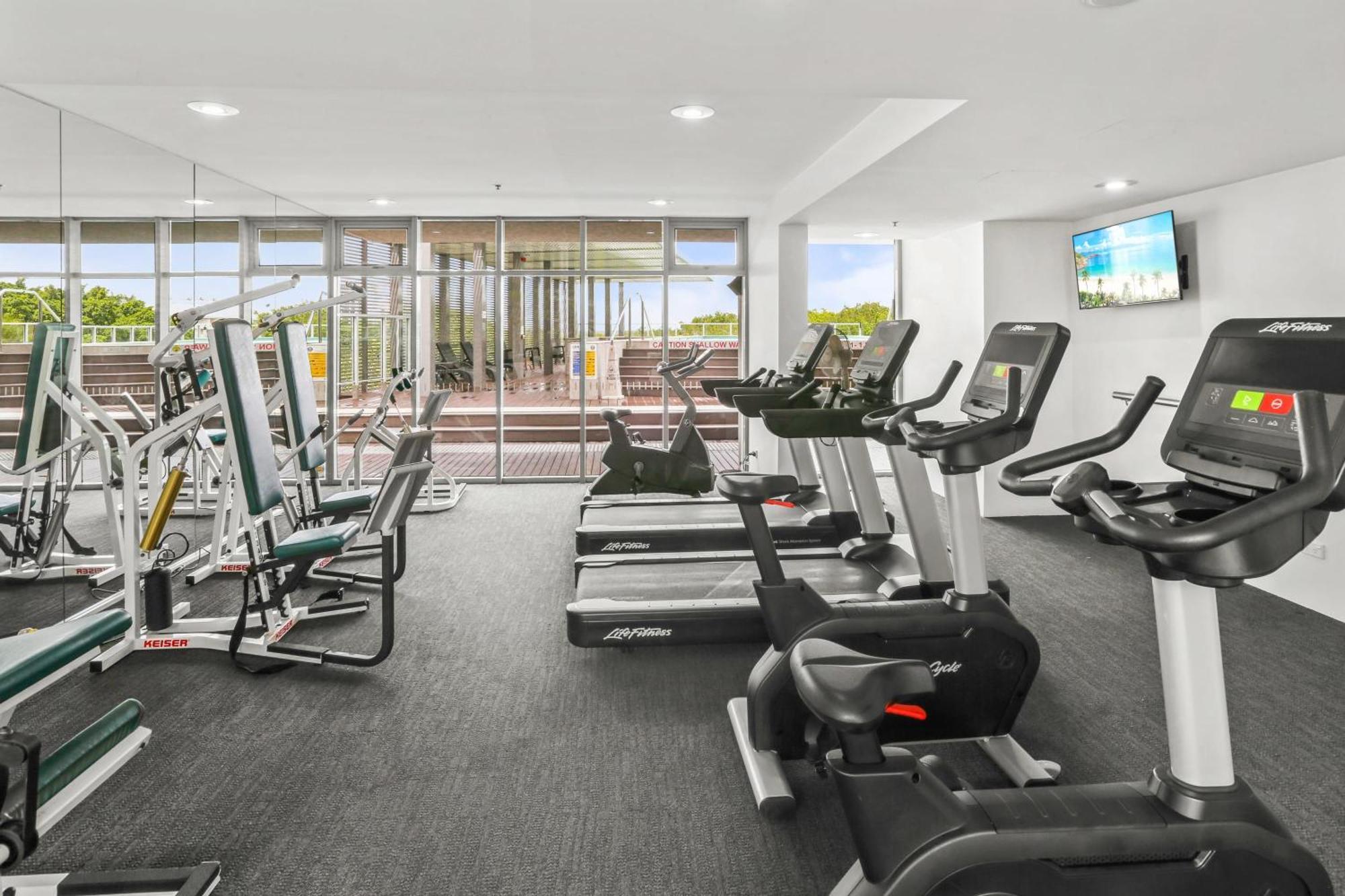 602 Harbour Lights With Ocean Views Otel Cairns Oda fotoğraf
